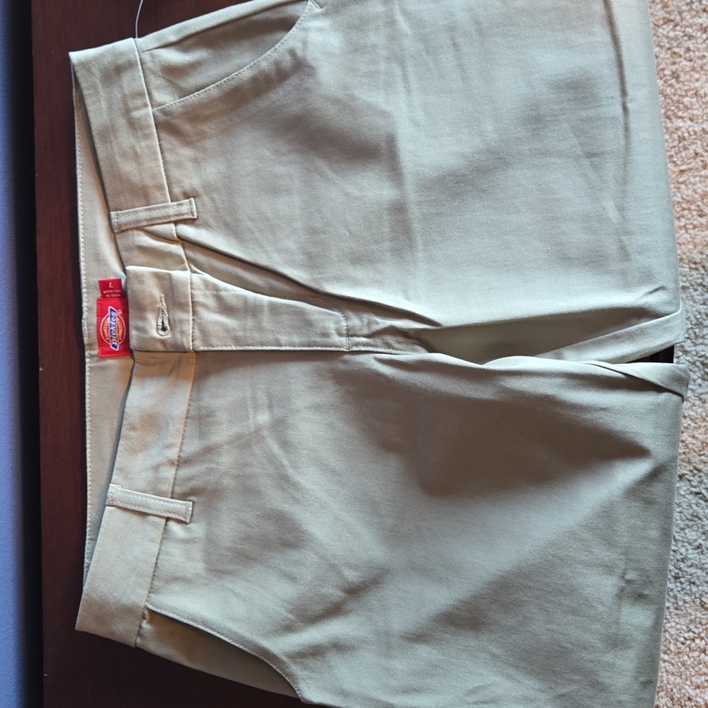 Dickies - Picture 2 of 7